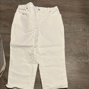 Gloria Vanderbilt White Casual Capris Relaxed Fit